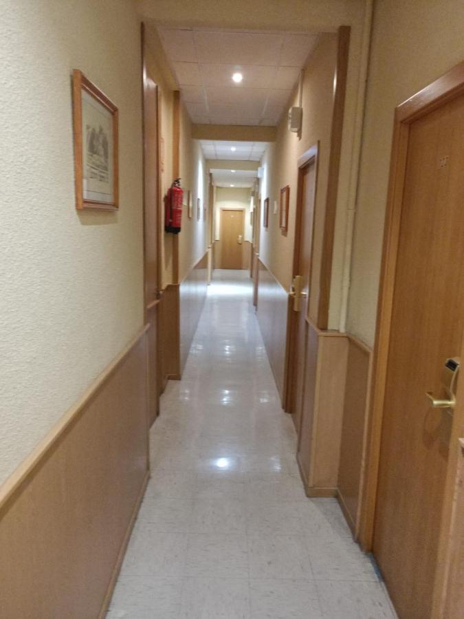 מדריד Hostal Continental מראה חיצוני תמונה